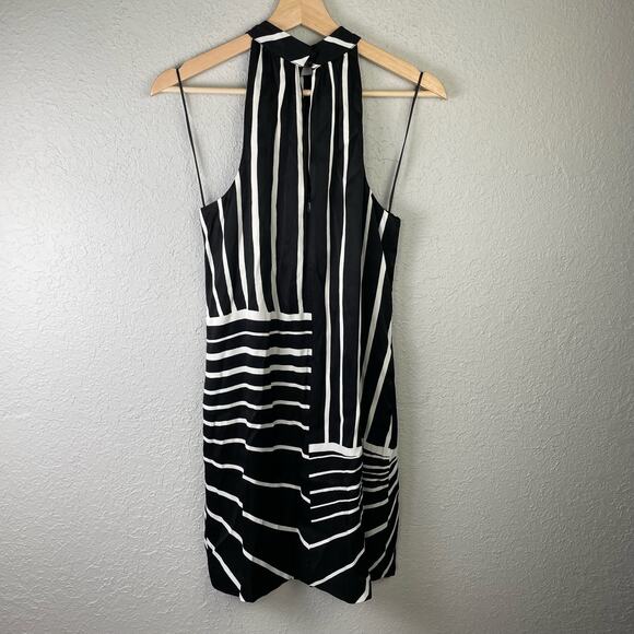 Trina Turk Charm Stripe Shift Dress Size 2 NWT $298 - Picture 2 of 6